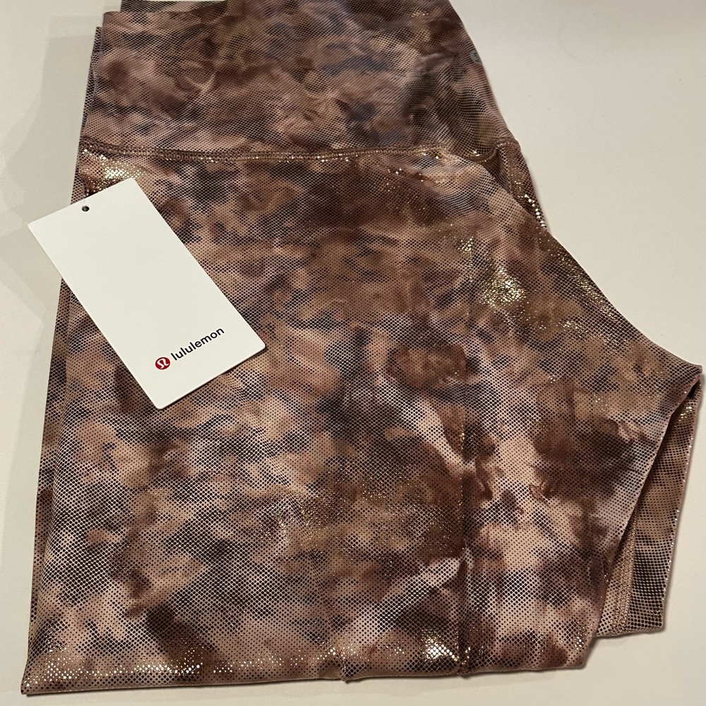 Lululemon 25” leggings. Size 18. Hard to come by larger size. NIB.